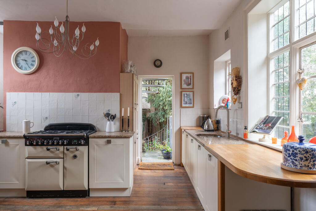 272541 - TheDispensary_HighRes-28.jpg