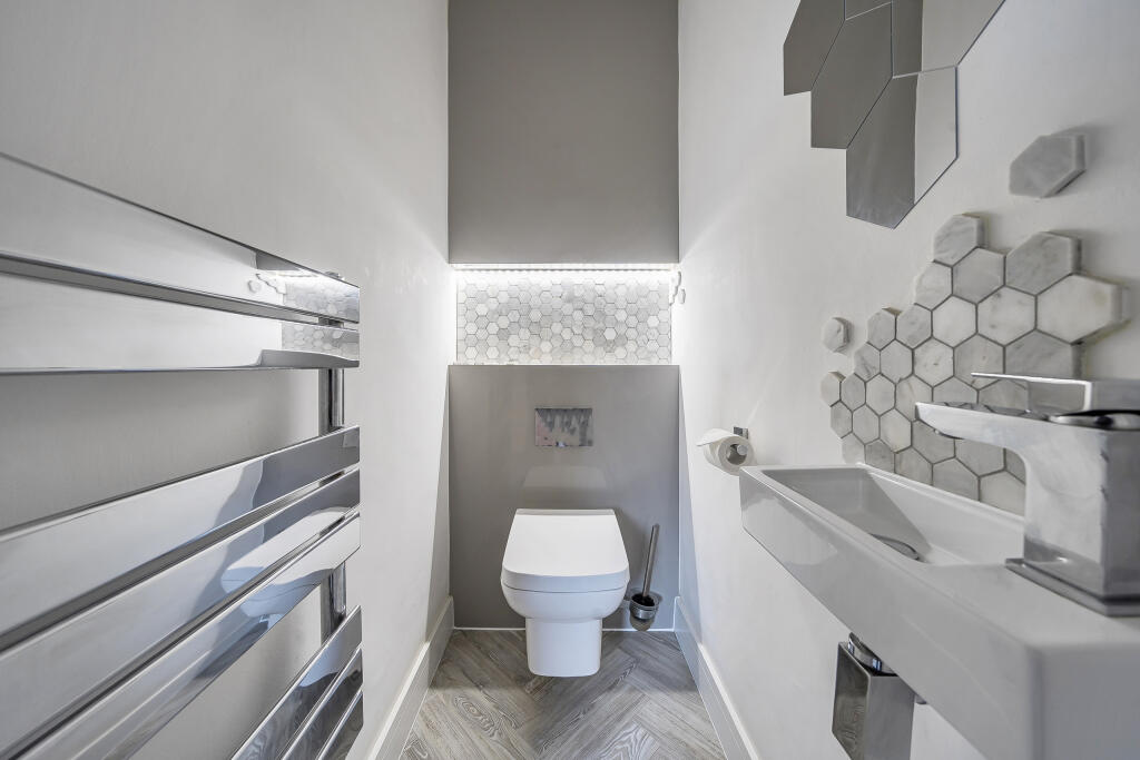 Toilet