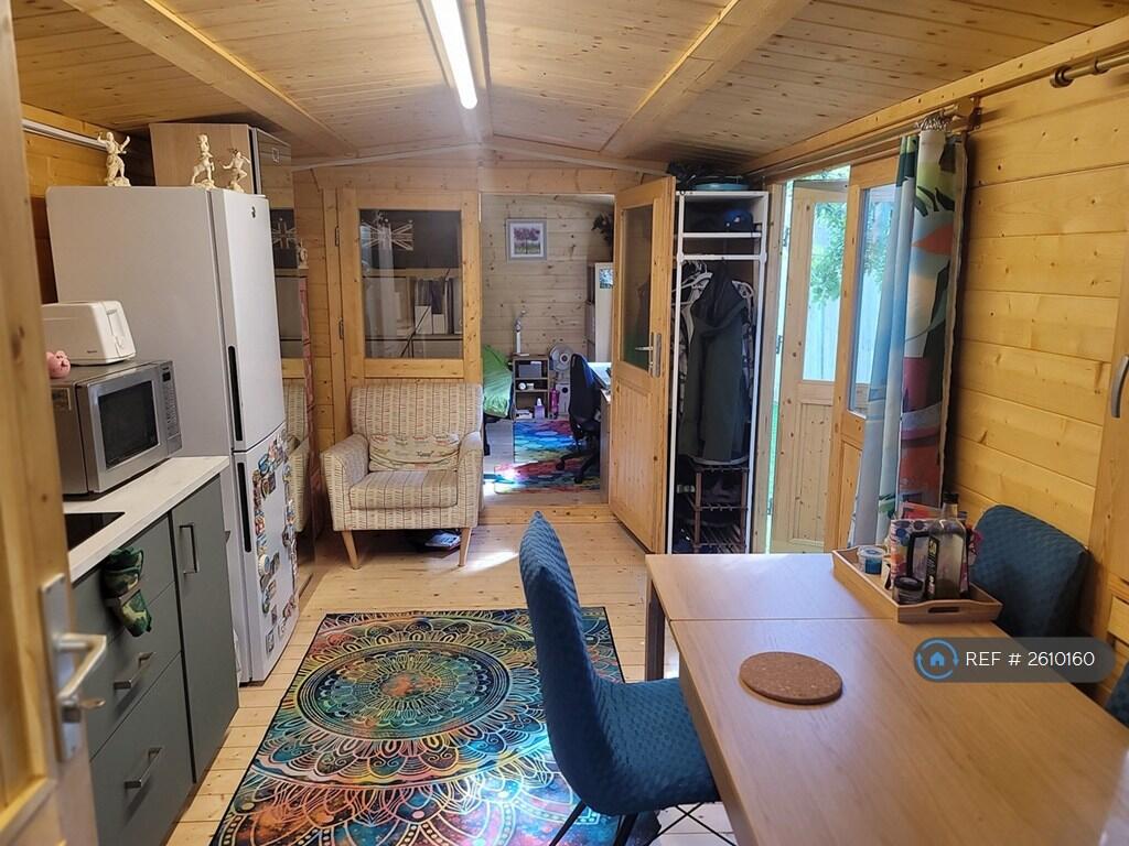Living Room &amp; Kitchen