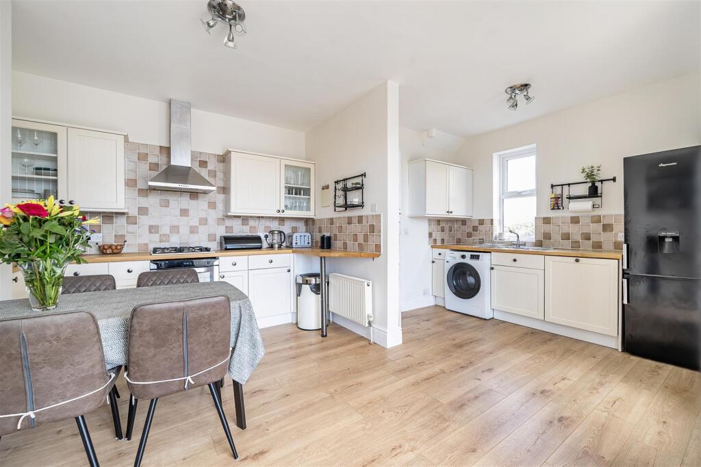 Kitchen Dining Room.jpg