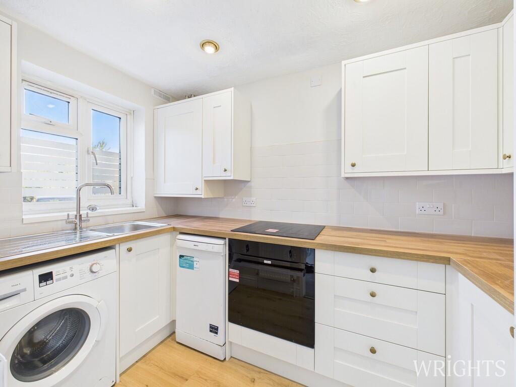 CAM02796G0-PR0499...