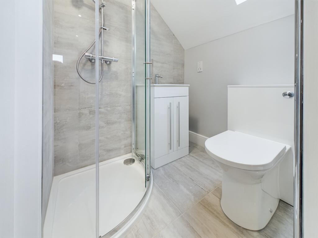 Double's En-suite