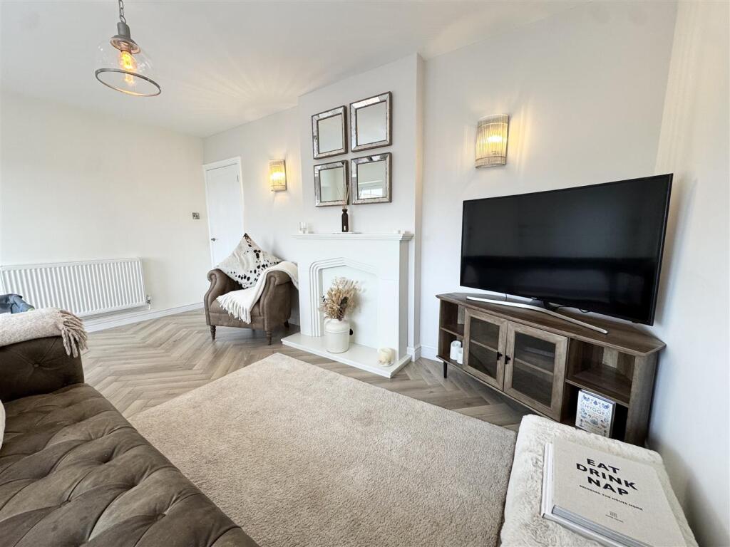 Woburn Drive, Halesowen