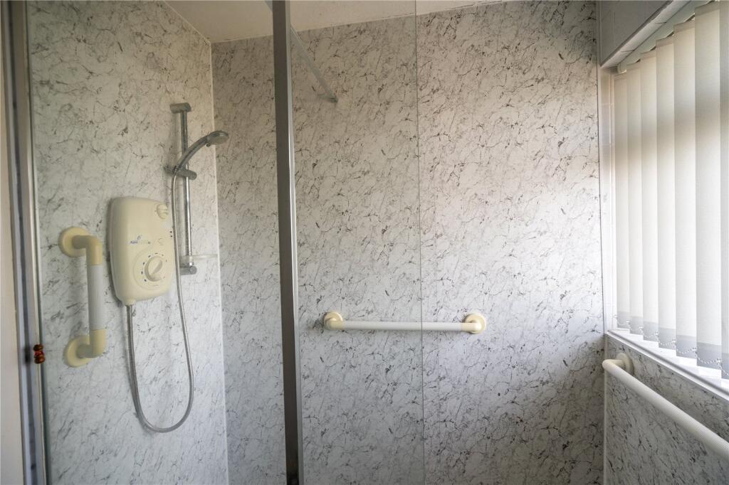 Shower Room (2)