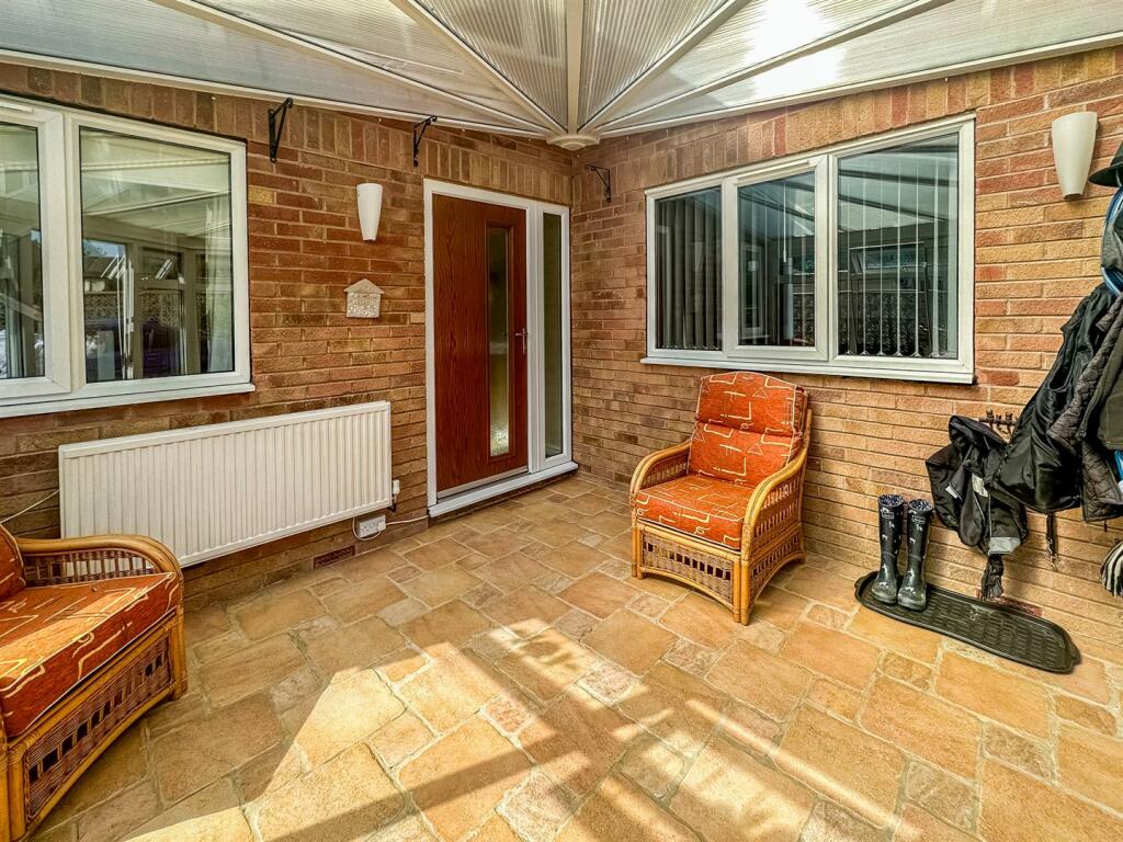 CONSERVATORY ENTRANCE