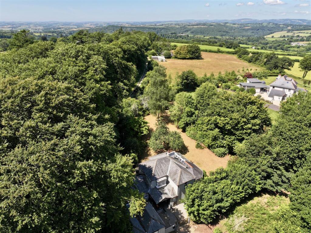 dji_fly_20250710_121740_0475_1752145970123_photo.j