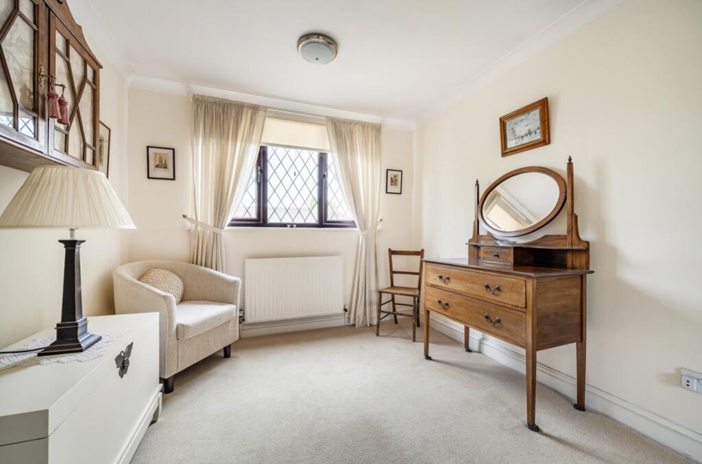 1327476-7-687943be317fc