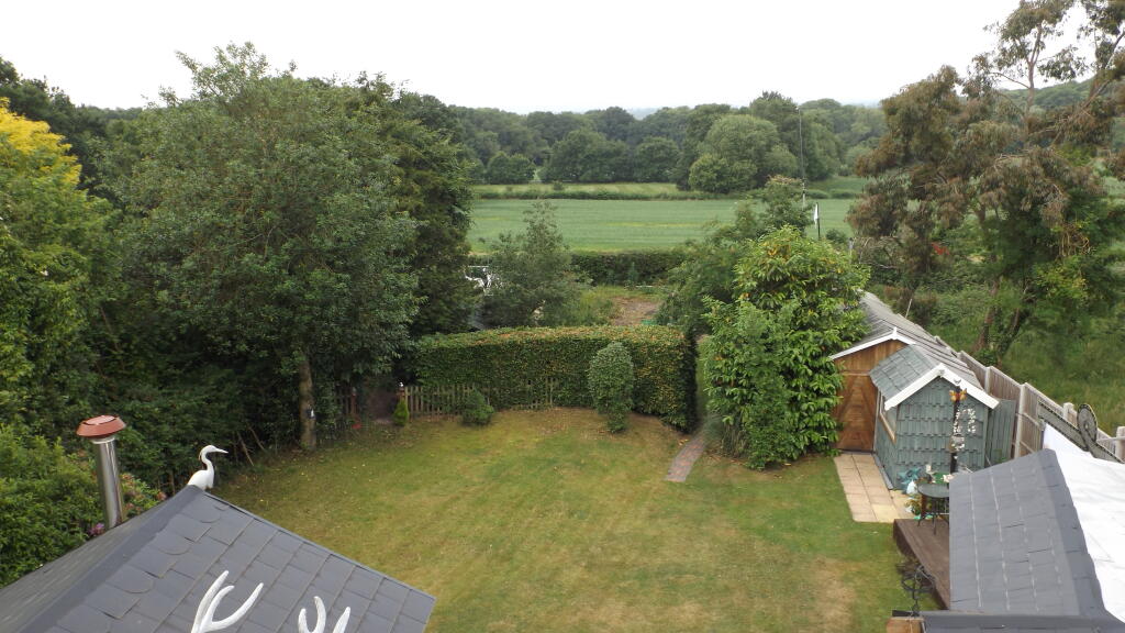 5 - Views to Rear.JPG