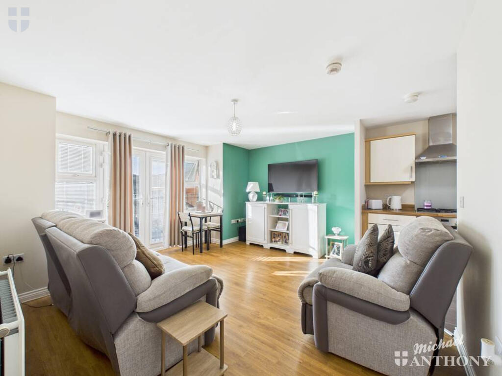 CAM03218G0-PR0830-STILL012-thumbnail-h750-70