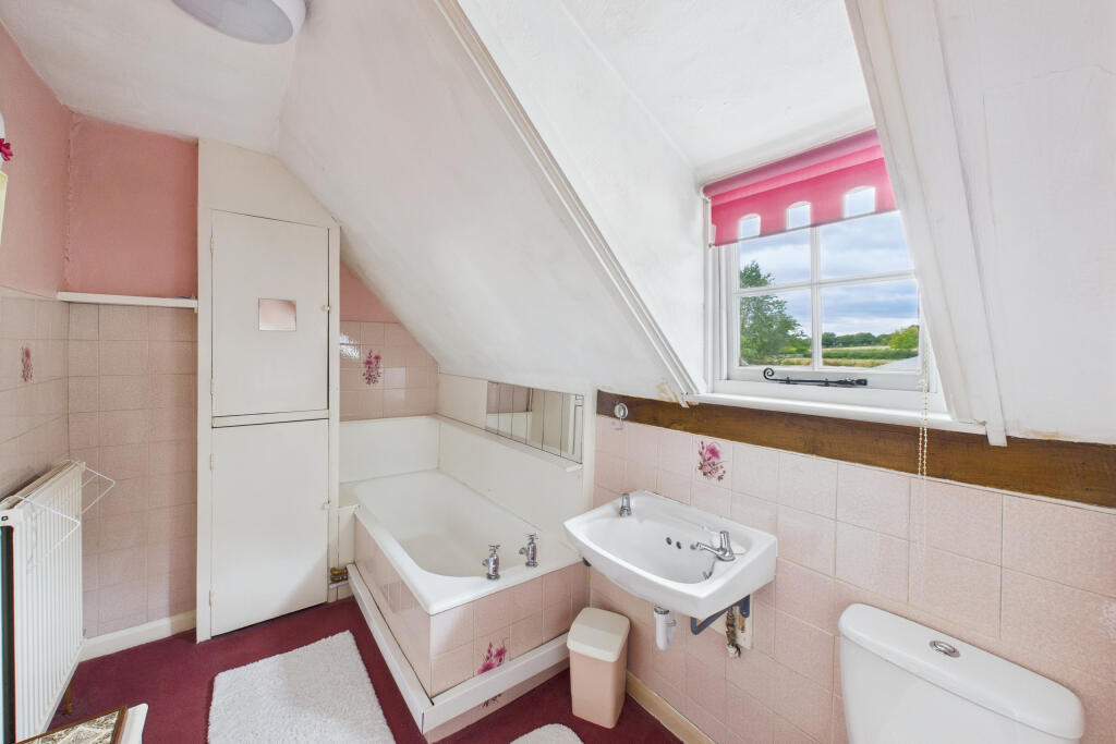 CAM05454G0-PR0035-STILL014