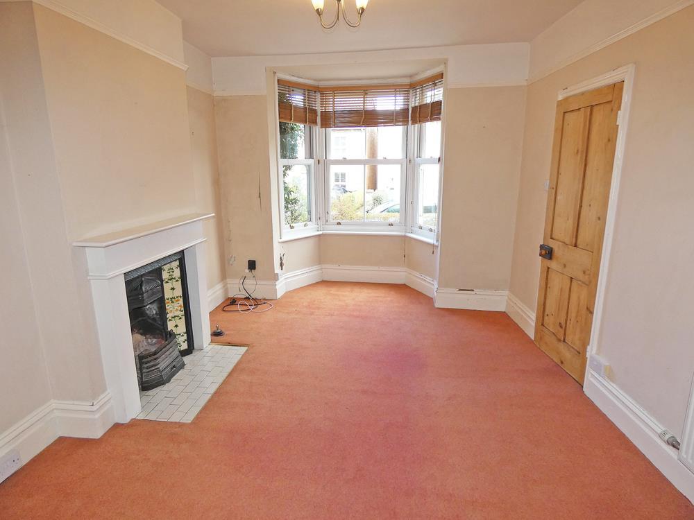 2279sittingroom3.jpg