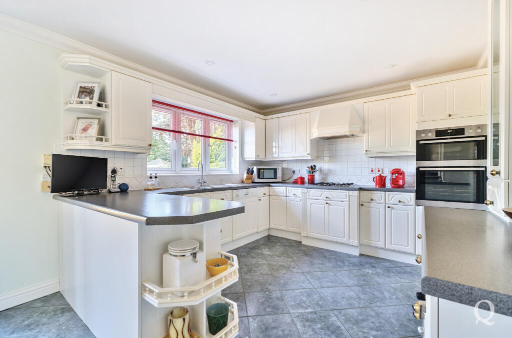 c3cb057c-5596-4d7...