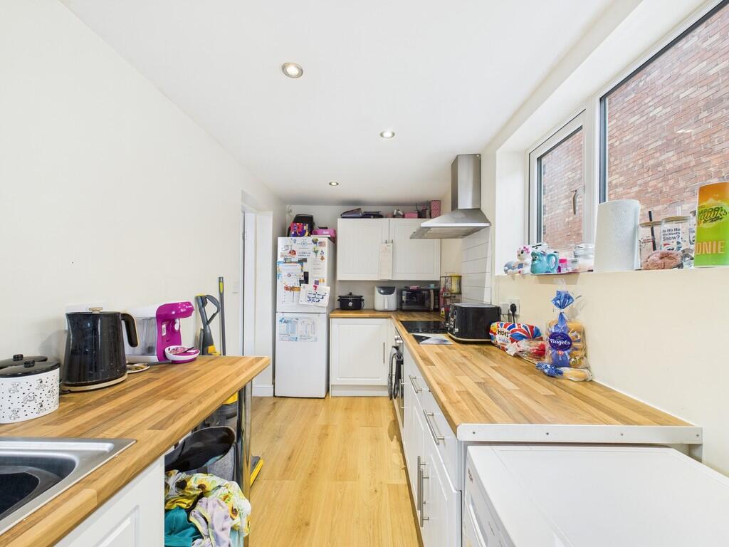 CAM01835G0-PR0190...