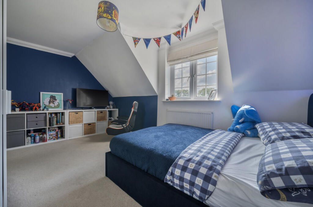 1307203-8-684b08c...