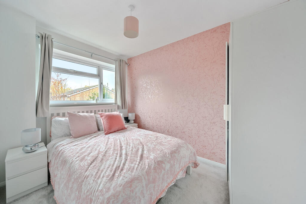 1373770-28-69022a...