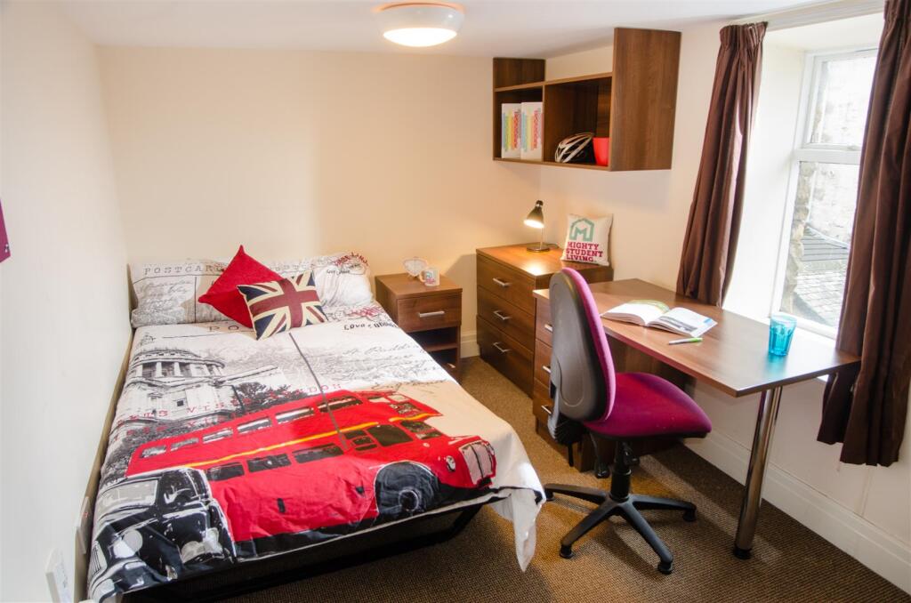 msl 12a new st 02.jpg