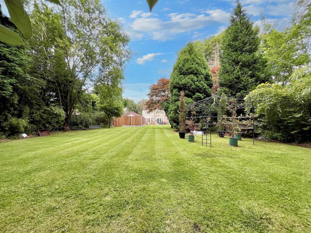 Garden Aspect 7