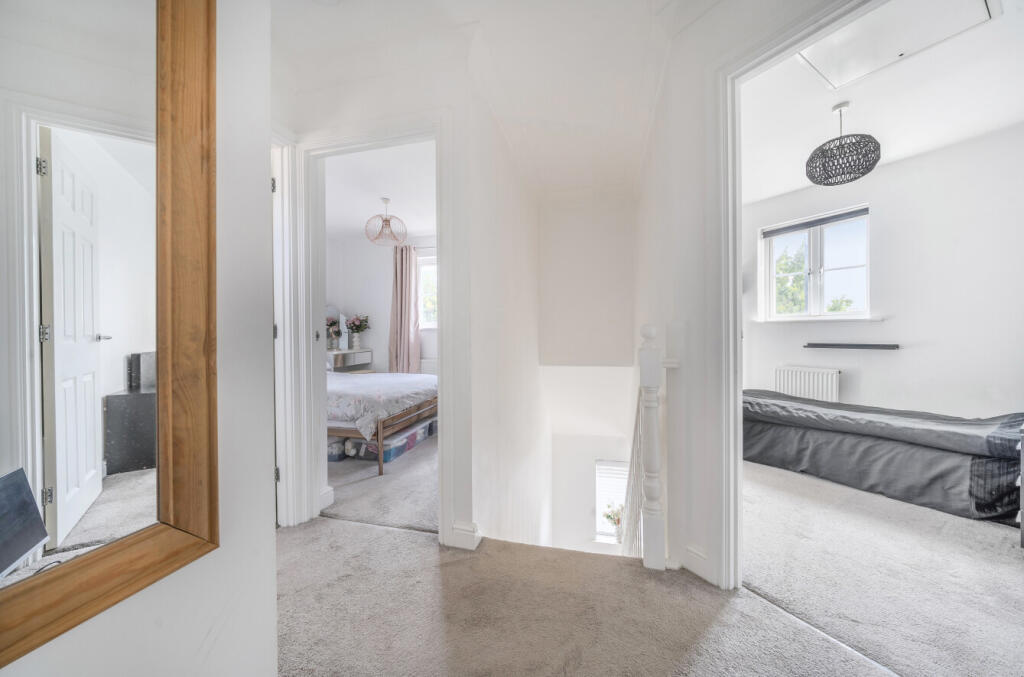 1355876-5-68c97c5...