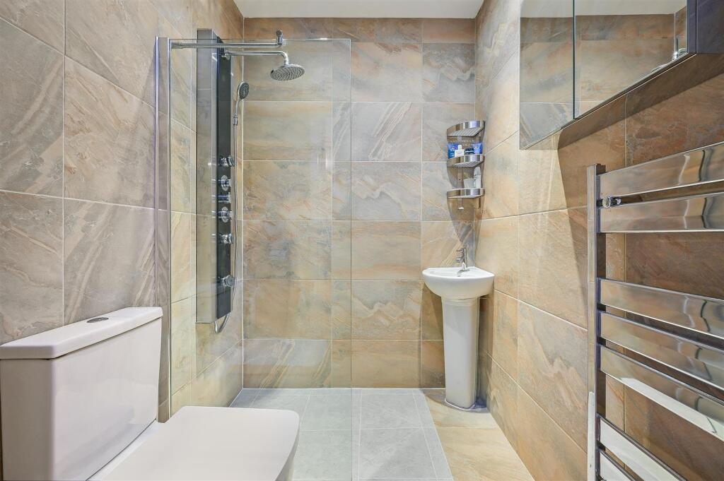 TATTENHAM WAY, 64- (15).jpg