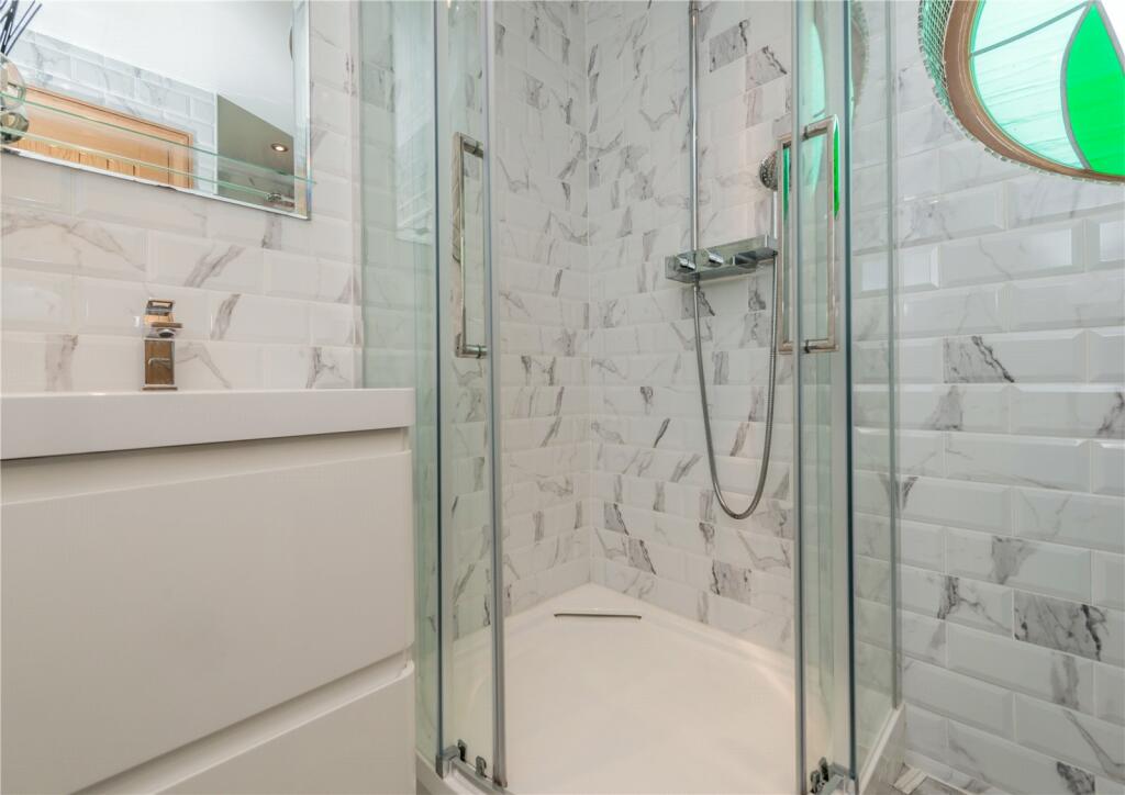 Ensuite Bathroom