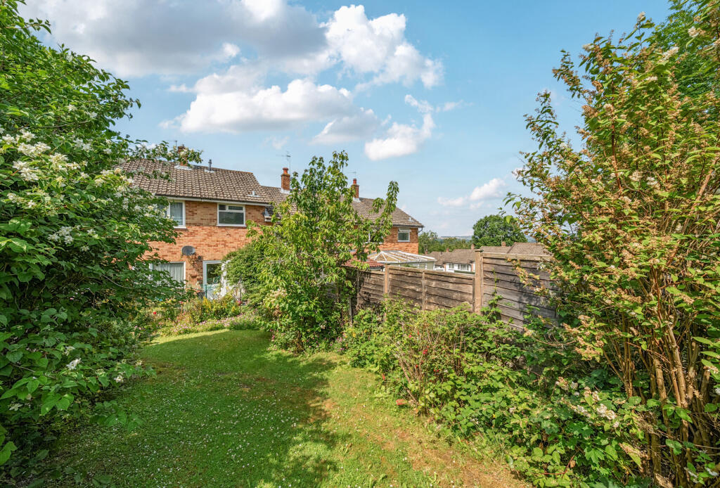 1311104-3-6851a67...