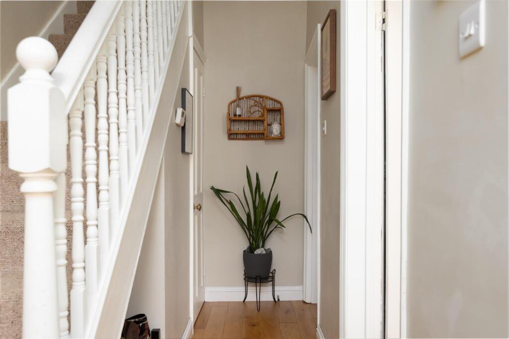 12 Cowper Street-13.jpg