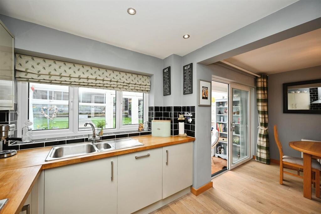 Lounge/Diner/Kitchen