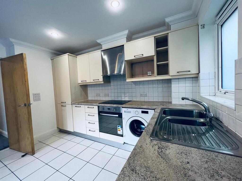 To Let, Rent - 2 bed in Campbell Road, London, E3 