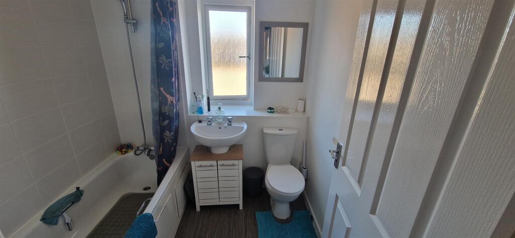 Bathroom.jpg