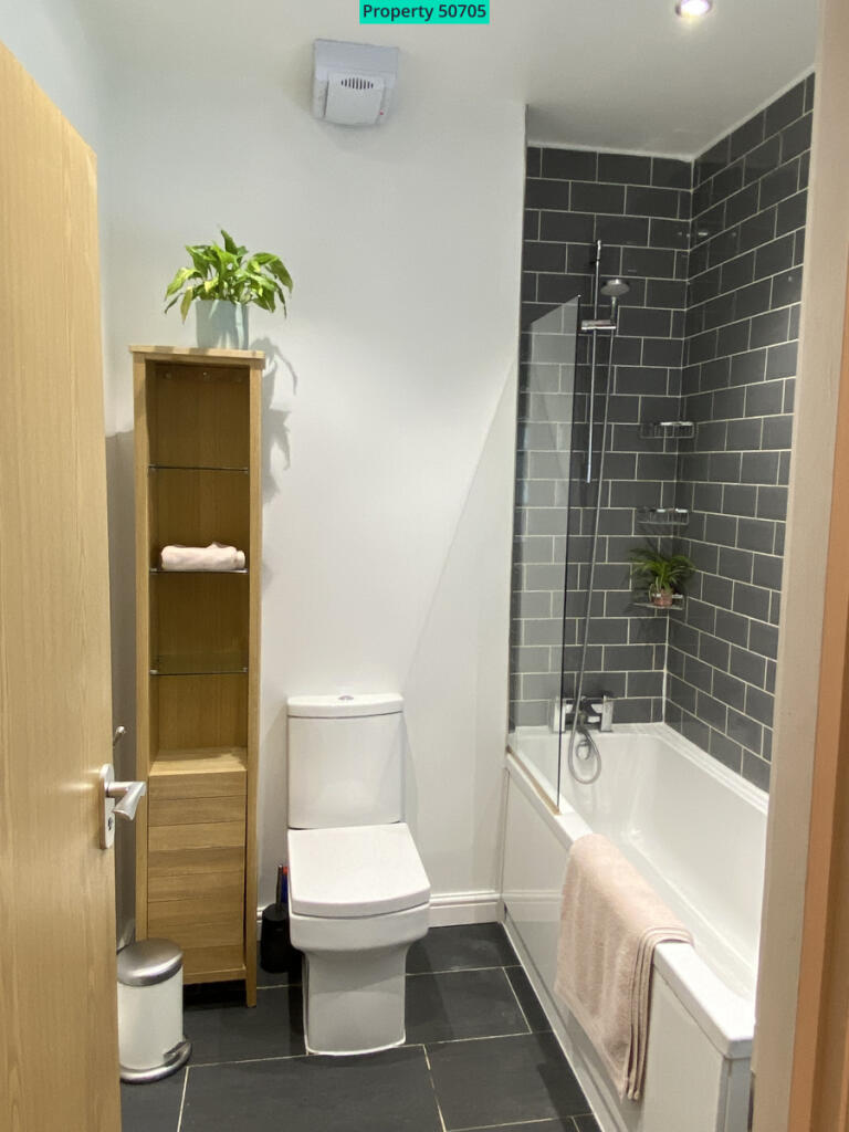 Bathroom with heated floor