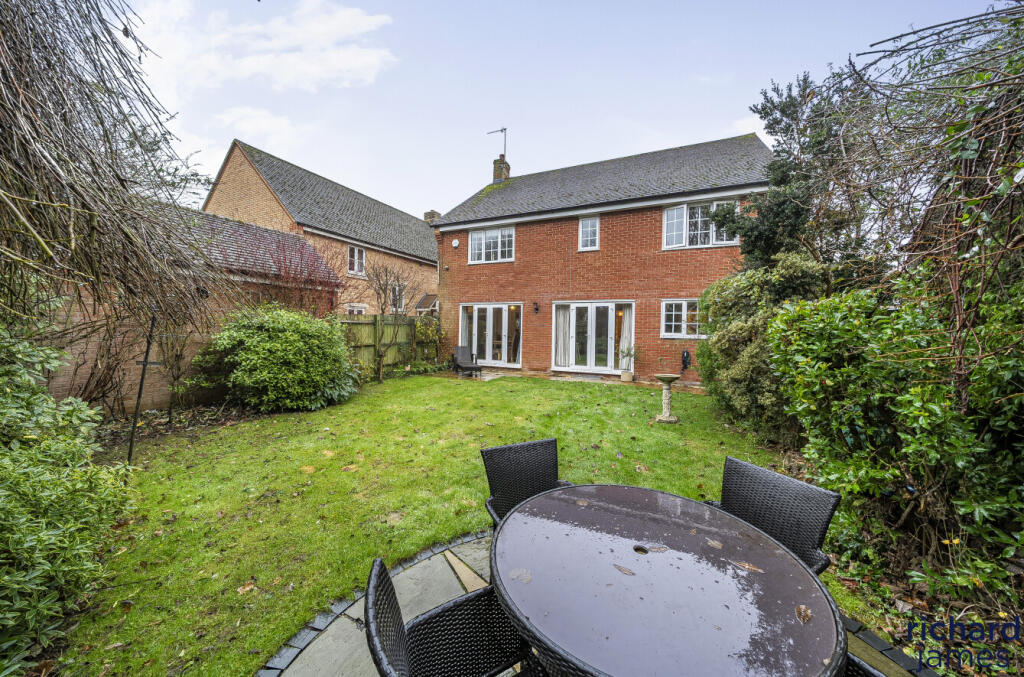 b2fdba3416654bc4b93e3d8346efebe9