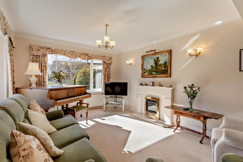 8637580-interior10-800.jpg