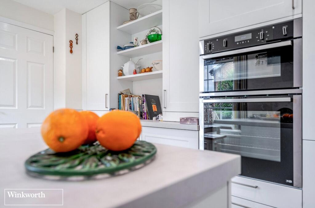 Kitchen/Breakfast Rm