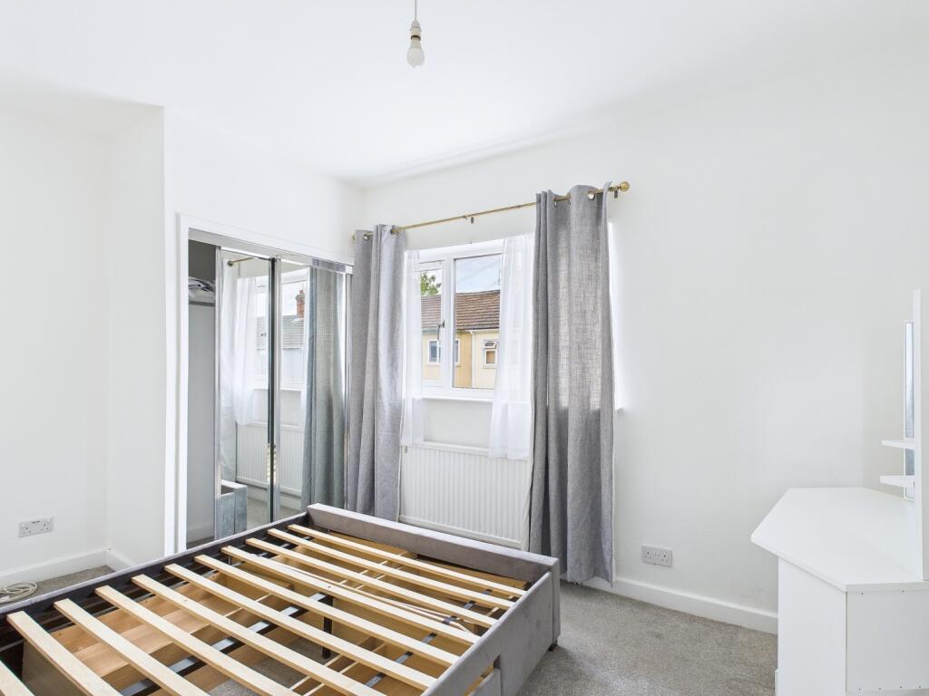 CAM01338G0-PR0134-STILL006