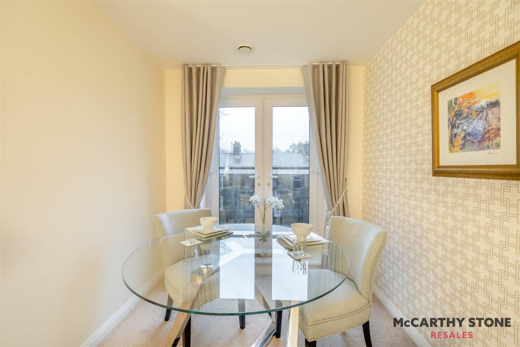 8583526-interior07.jpg