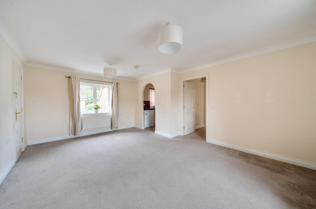 1367367-12-68ecda...