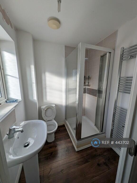 Ensuite Bathroom
