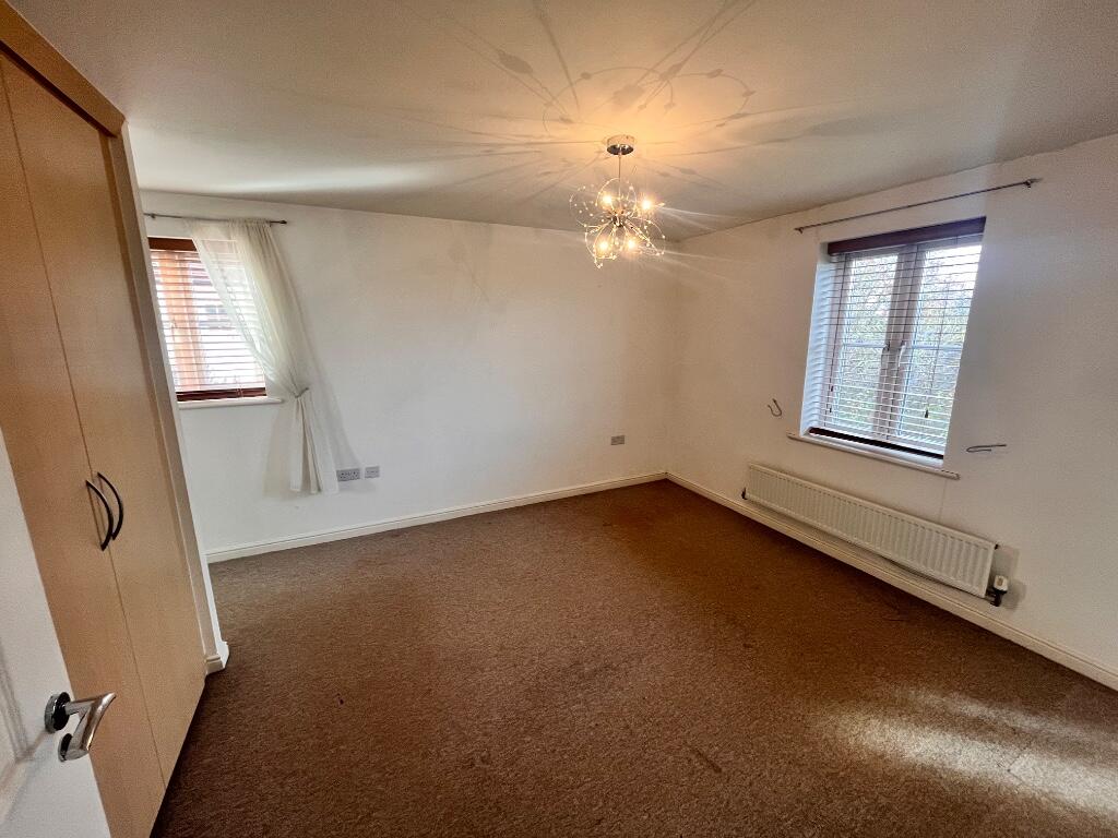 Small White Path, Aylesbury, Buckinghamshire, HP19