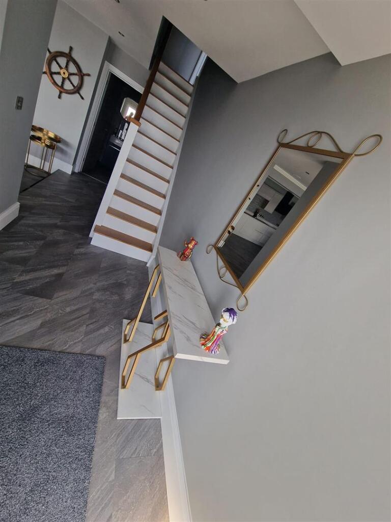 whitewings hallway.jpg