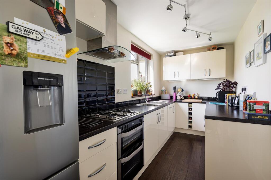 Wittenham Way E4