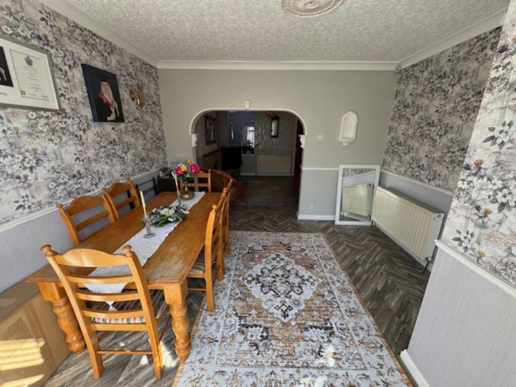 47 Foley Road Dining room