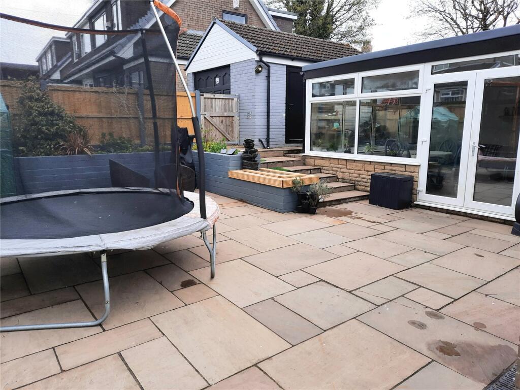 Garden To The Rear