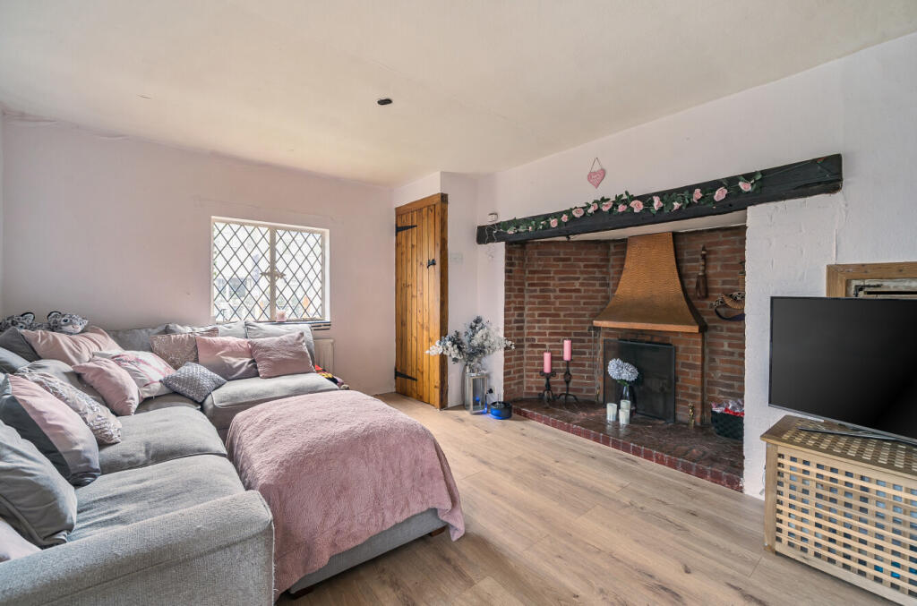 1385331-31-693184...