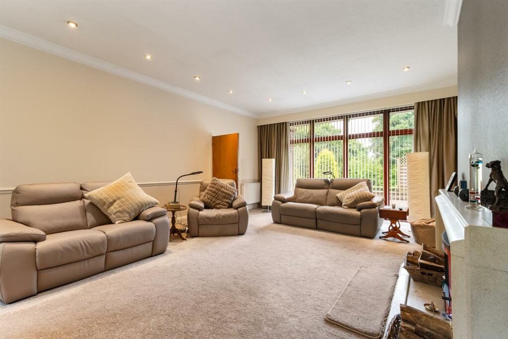 14-96 Graham (14).jpg