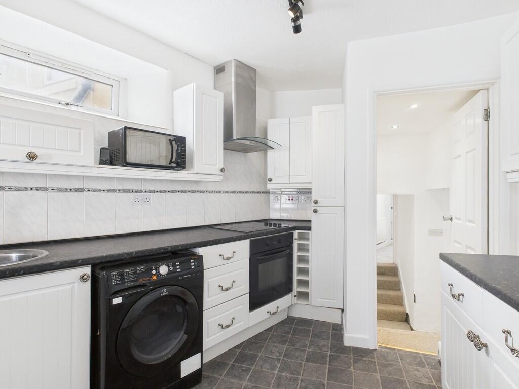 CAM02089G0-PR0461...