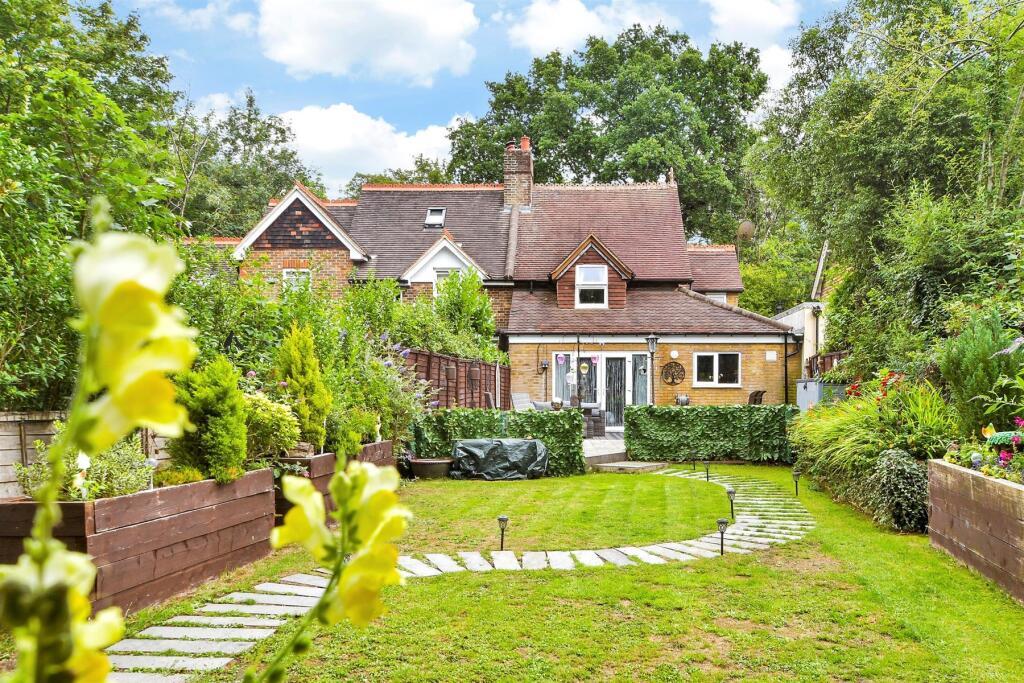 External Lifestyle Photograph