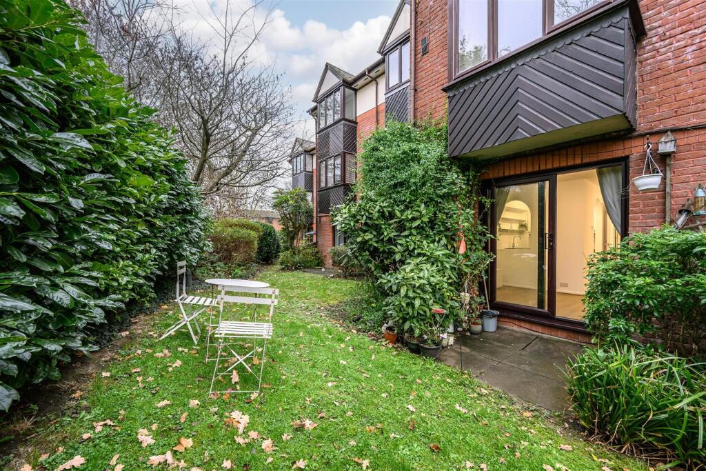 42 Maple Gate-19.jpg