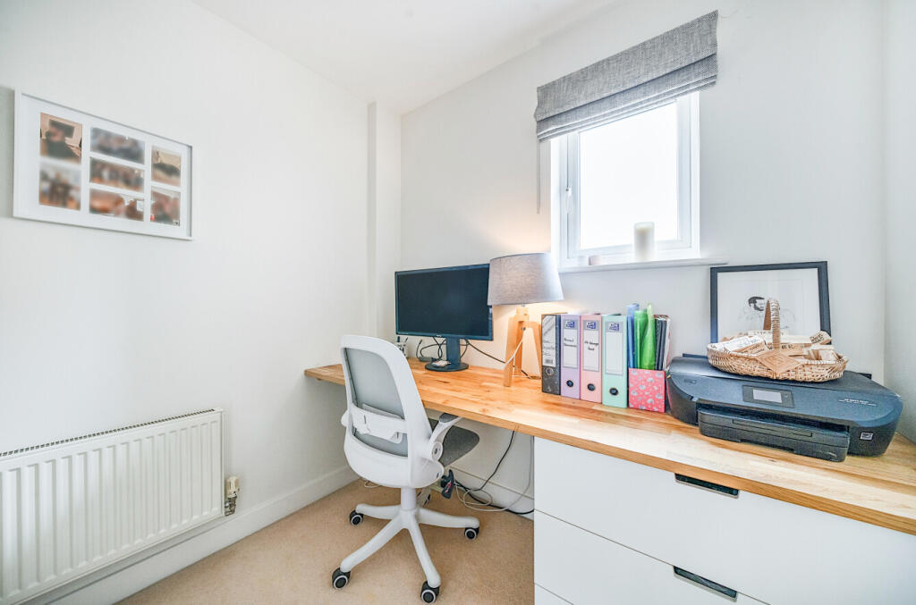 1302381-7-6838670...