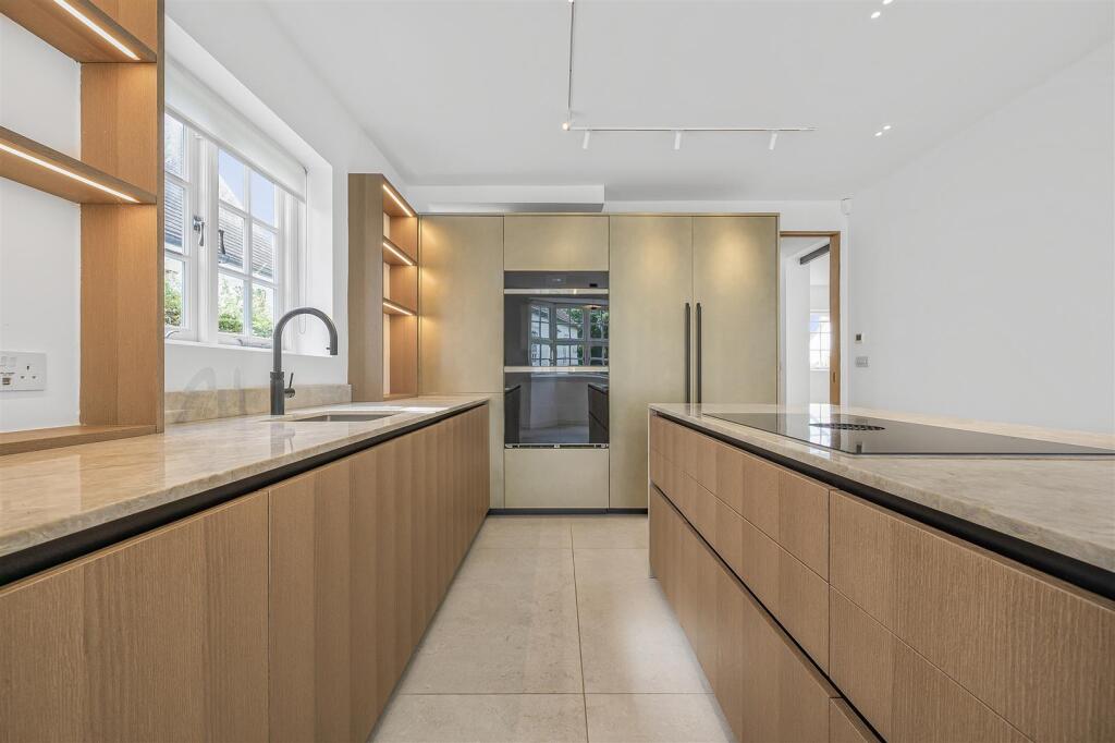 kitchen1 (5).jpg