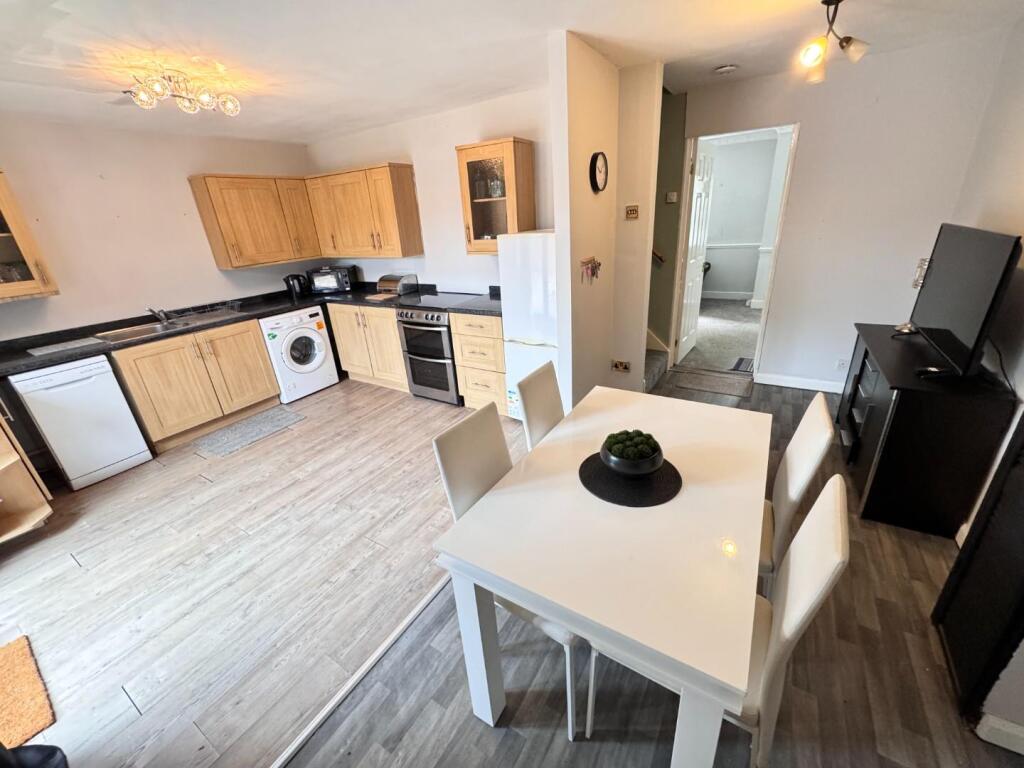 KITCHEN &amp; DINING